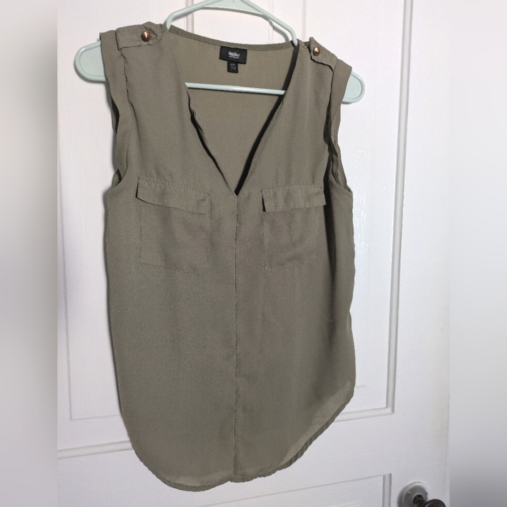 Y2K Mossimo Army Green V Neck Sleeveless Blouse